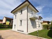 Villetta bifamiliare in vendita di 210 m² in Via Dalmazia