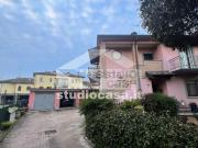 Villetta bifamiliare in vendita di 210 m² in Via Manzoni