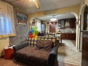 Villetta bifamiliare in vendita di 211 m² in Via Cutrufelli