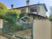 Villetta bifamiliare in vendita di 213 m² in Via...
