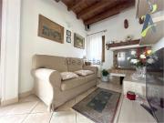 Villetta bifamiliare in vendita di 214 m² in Via Argine...
