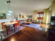 Villetta bifamiliare in vendita di 215 m² in Via delle Sacca