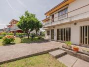 Villetta bifamiliare in vendita di 215 m² in Via Veneto