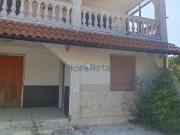 Villetta bifamiliare in vendita di 216 m² in Viale...