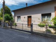 Villetta bifamiliare in vendita di 218 m² in Via Firenze
