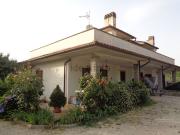 Villetta bifamiliare in vendita di 220 m² in Strada Buon...