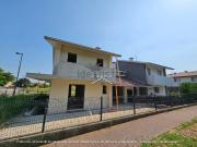 Villetta bifamiliare in vendita di 220 m² in Via della...