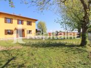 Villetta bifamiliare in vendita di 220 m² in Via Marana