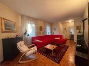 Villetta bifamiliare in vendita di 220 m² in Via Monte Cero