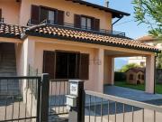 Villetta bifamiliare in vendita di 220 m² in Viale...