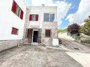 Villetta bifamiliare in vendita di 220 m² in Viale Vernisina