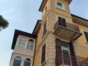 Villetta bifamiliare in vendita di 225 m² in Via Cornella