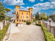 Villetta bifamiliare in vendita di 225 m² in Via Roma, 41