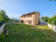 Villetta bifamiliare in vendita di 225 m² in Via Valli...