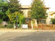 Villetta bifamiliare in vendita di 227 m² in Via Santa...