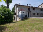 Villetta bifamiliare in vendita di 228 m² in Strada Mozzano