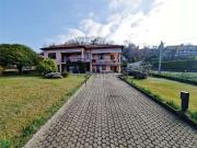 Villetta bifamiliare in vendita di 228 m² in Via...