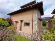 Villetta bifamiliare in vendita di 230 m²