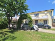 Villetta bifamiliare in vendita di 233 m² in Via Bologna, 62