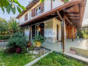 Villetta bifamiliare in vendita di 235 m² in Via di...