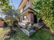 Villetta bifamiliare in vendita di 235 m² in Via Filippo...