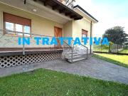 Villetta bifamiliare in vendita di 237 m² in Via XXV...