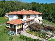 Villetta bifamiliare in vendita di 240 m² in Via Dussel