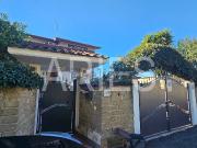 Villetta bifamiliare in vendita di 243 m² in Via Galliera