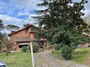 Villetta bifamiliare in vendita di 248 m² in Via della...