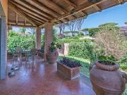 Villetta bifamiliare in vendita di 248 m² in Via Golfo...