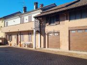 Villetta bifamiliare in vendita di 250 m² in Via Cantone...