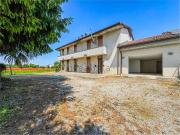 Villetta bifamiliare in vendita di 250 m² in Via Certosa