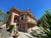 Villetta bifamiliare in vendita di 250 m² in Via del...