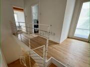 Villetta bifamiliare in vendita di 250 m² in Via Loreto