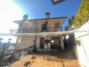 Villetta bifamiliare in vendita di 250 m² in Via Martiri...