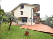 Villetta bifamiliare in vendita di 251 m²