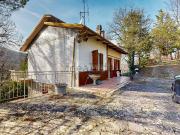 Villetta bifamiliare in vendita di 258 m² in Via Vittime...