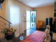 Villetta bifamiliare in vendita di 259000 m² in Via...