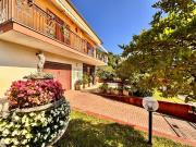 Villetta a schiera in vendita di 259 m² in Via Giosuè...