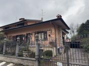 Villetta bifamiliare in vendita di 260 m² in Via...