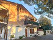 Villetta bifamiliare in vendita di 260 m² in Via...