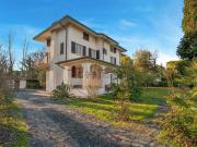 Villetta bifamiliare in vendita di 262 m² in Via San...