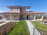 Villetta bifamiliare in vendita di 270 m² in Via Ca&apos...