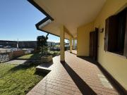 Villetta bifamiliare in vendita di 270 m² in Via Liguria