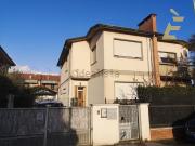 Villetta bifamiliare in vendita di 271 m² in Via degli Abeti