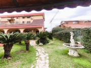 Villetta bifamiliare in vendita di 275 m² in Via...