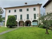 Villetta bifamiliare in vendita di 277 m² in Via 25...