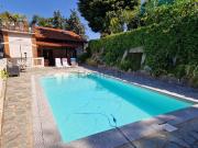 Villetta bifamiliare in vendita di 280 m² in Via Benna, 11