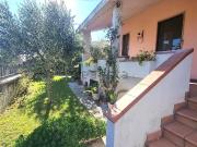 Villetta bifamiliare in vendita di 280 m² in Via Giacomo...