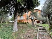 Villetta bifamiliare in vendita di 280 m² in Via Otello...